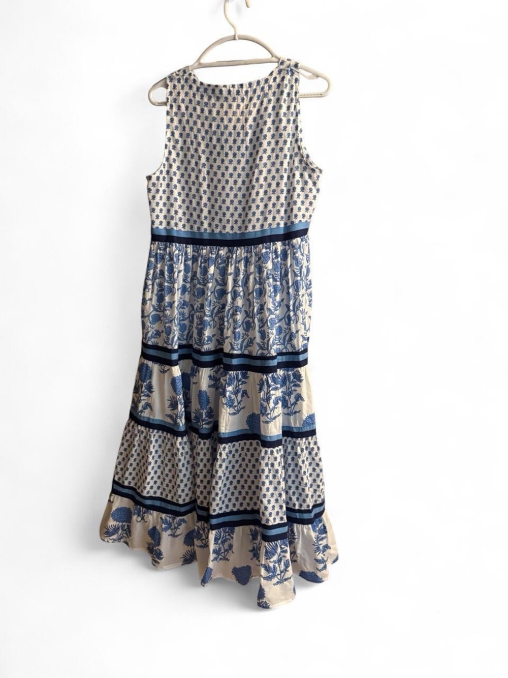 Blue and White Tiered V-Neck Maxi Dress - Picture 3 of 5